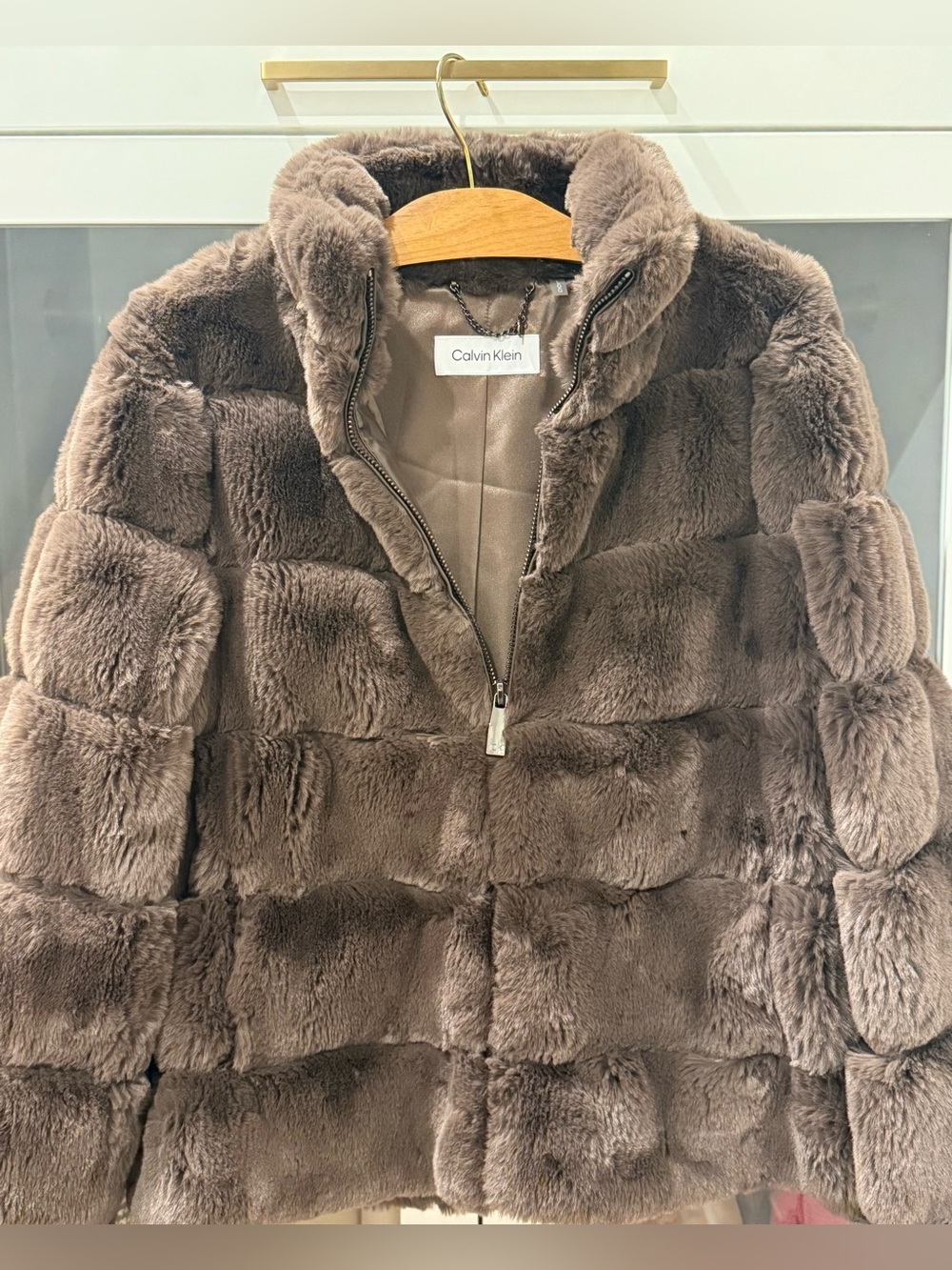 NWT Calvin Klein Taupe Faux Fur Jacket Zip Front Teddy Coat Women’s Size L